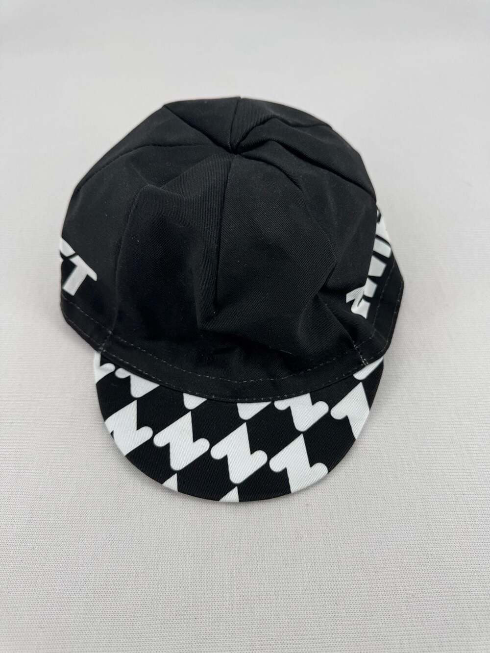 Zwift Cycling Cap Black White Houndstooth